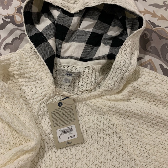 Cream poncho with buff check hood lining - Picture 4 of 5